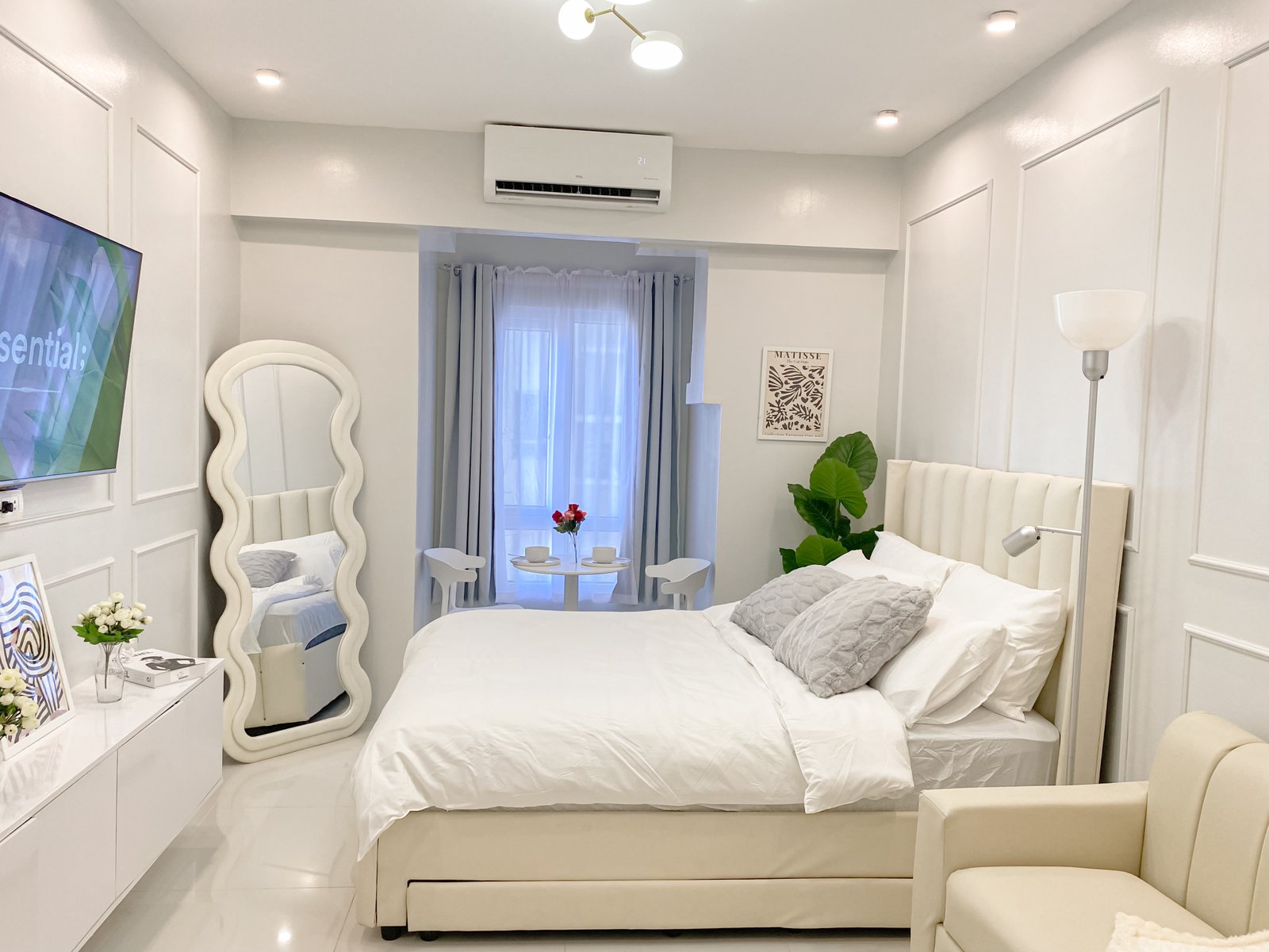 Pinterest Unit - Bed View