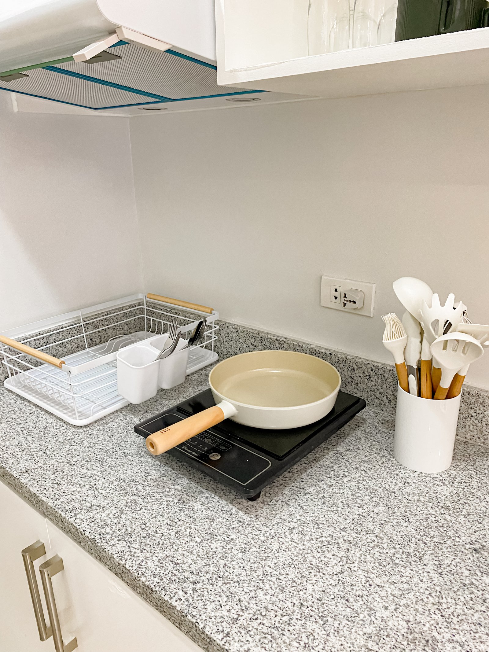 Pinterest Unit - Kettle and Mugs