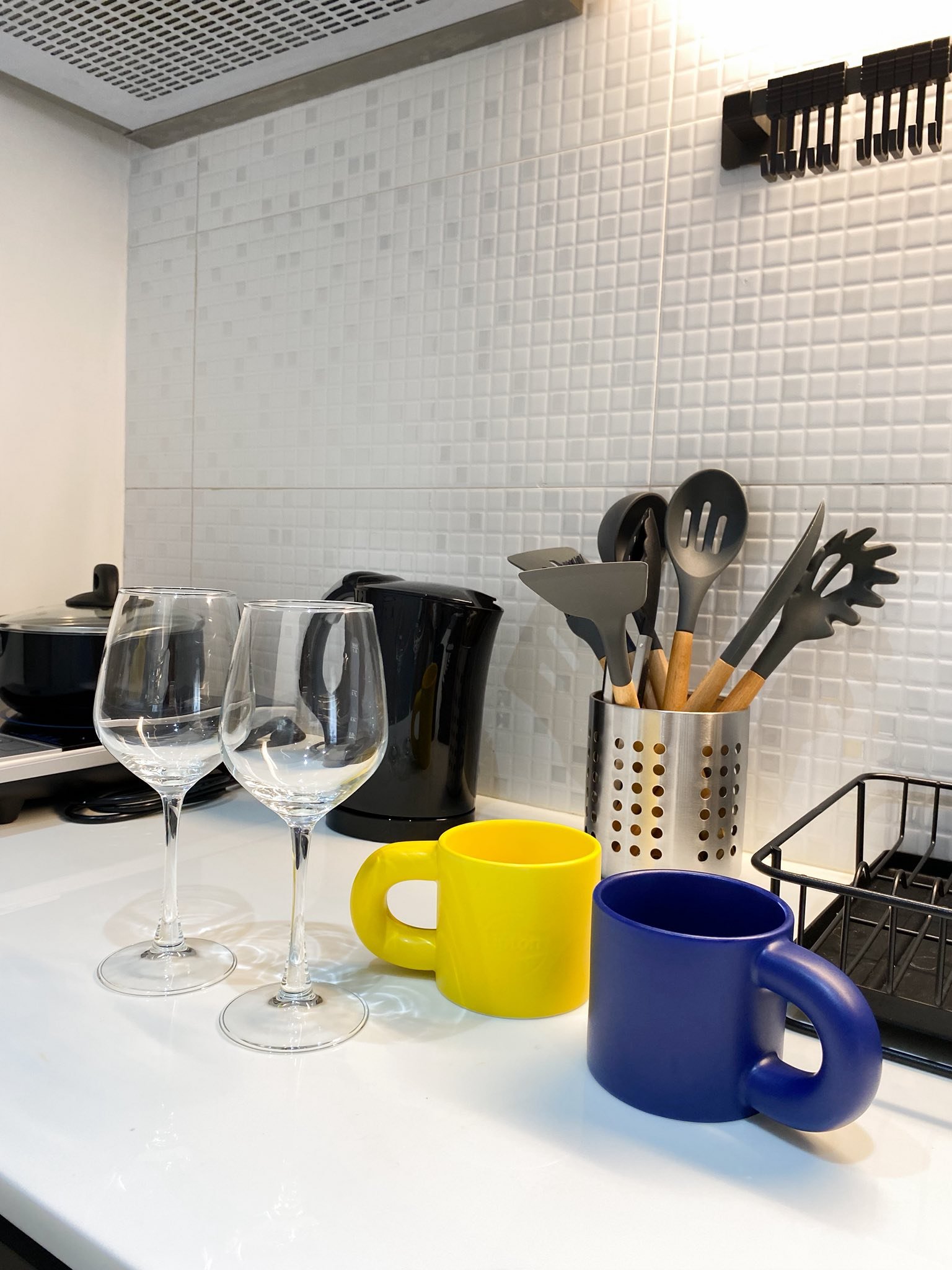 Mid Century Unit - Kitchen